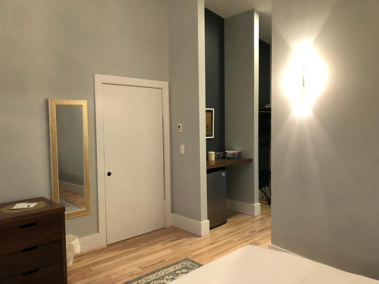דלונגה The Limelight Inn מראה חיצוני תמונה